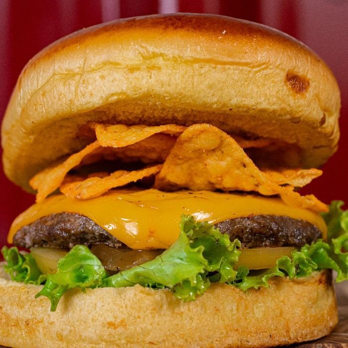 Hamburguer Bomba Doritos